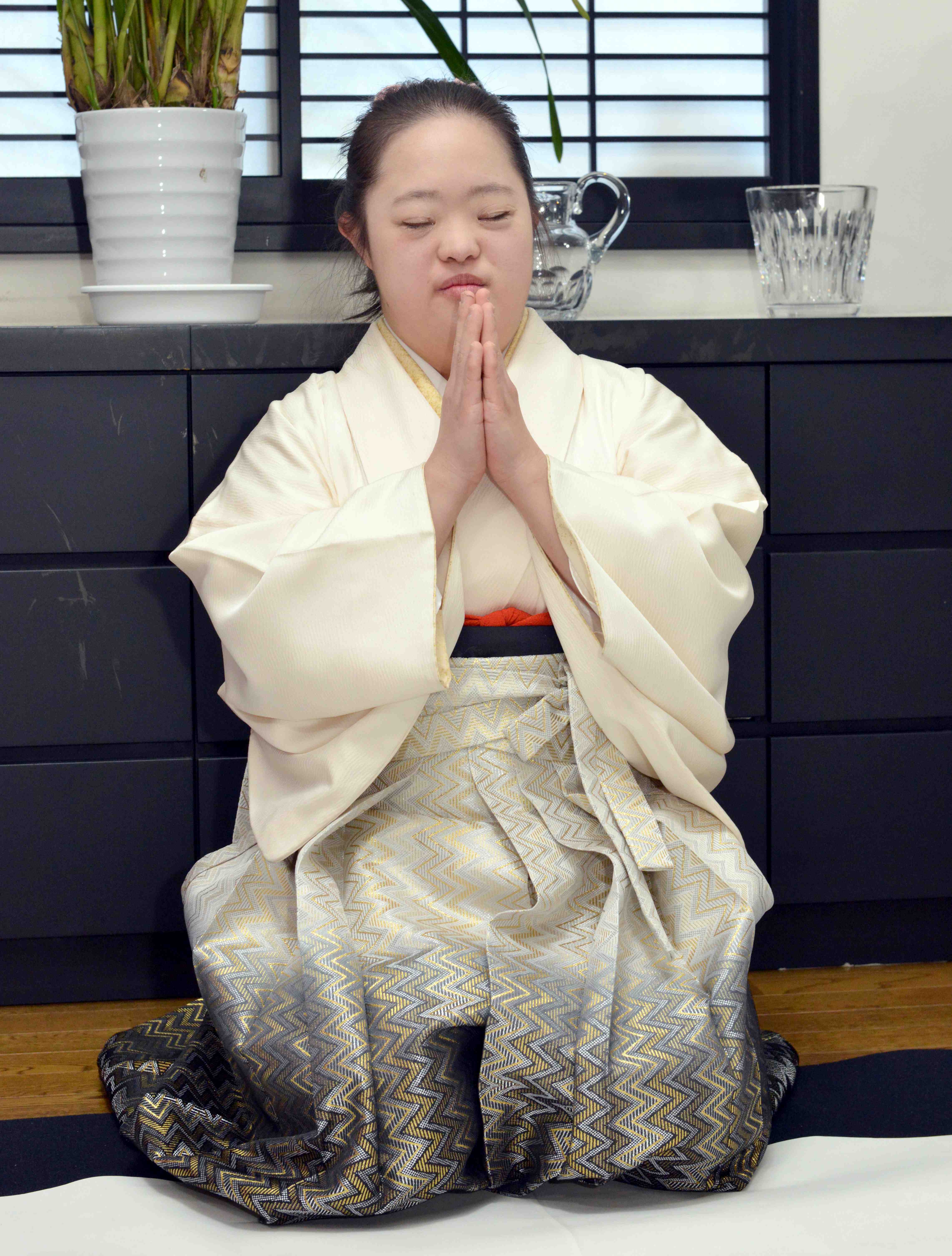 令和初「新年の一字」は「和」 書家の金澤翔子さんが揮毫